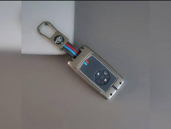 Car Toyota Premio 3 Button Metal Keycover With Silicone Case With Screwdriver