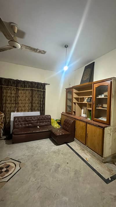 G11GROUND FLOOR FOR RENT PRIME LOCTION
