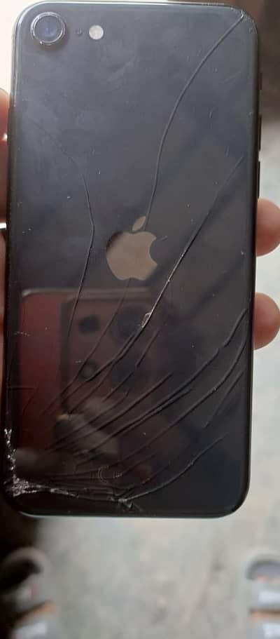 Apple iPhone SE 64 gb non pta 84 battery health exchange bhi krlu ga