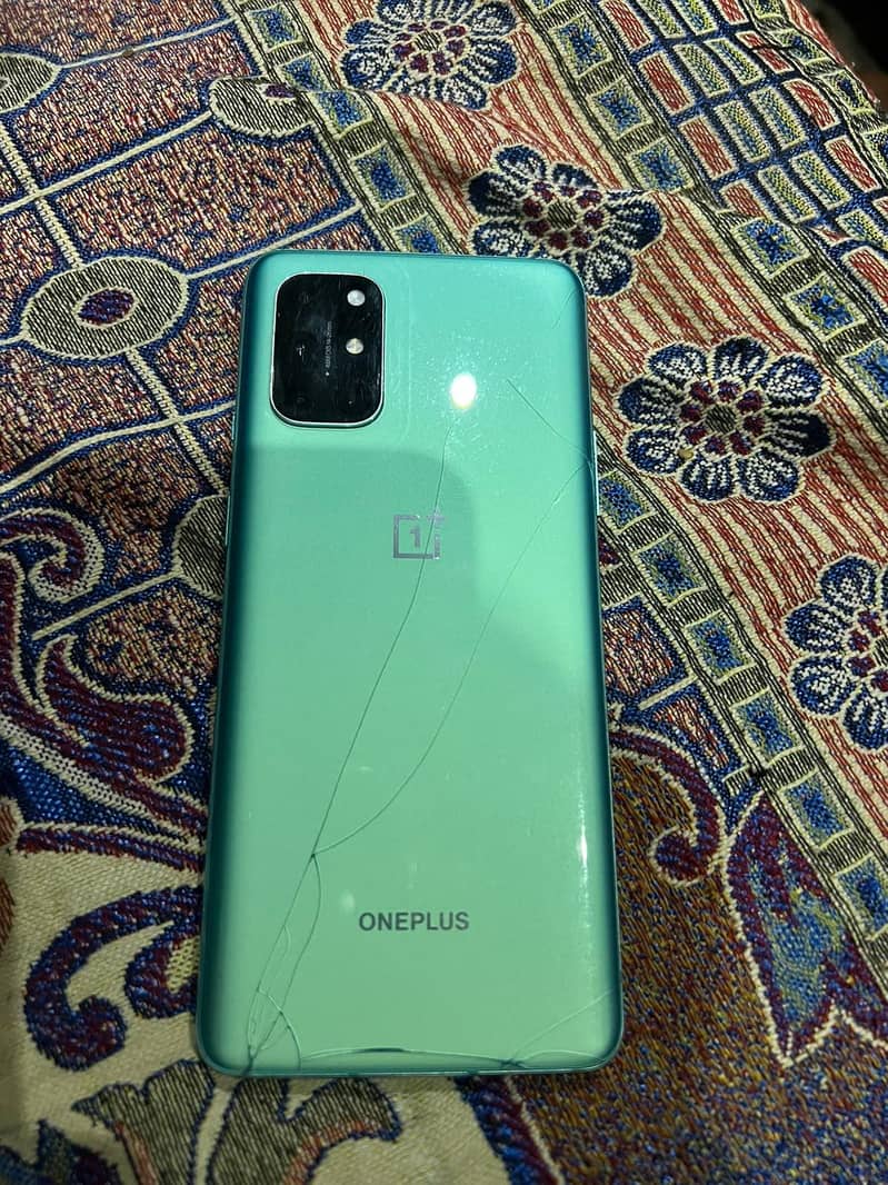 One Plus 8T 1