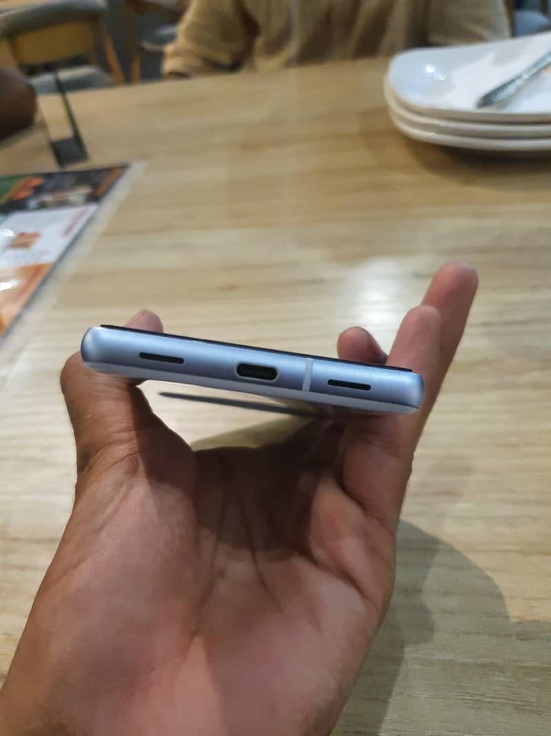 Google Pixel 7a 4