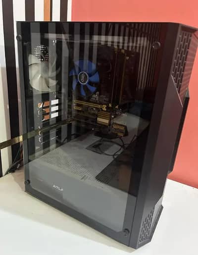 Gaming PC with 180Hz Monitor
