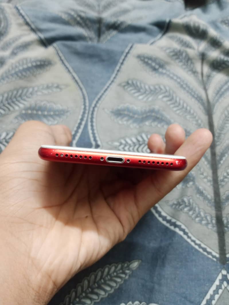 Apple iPhone 7 Plus 2