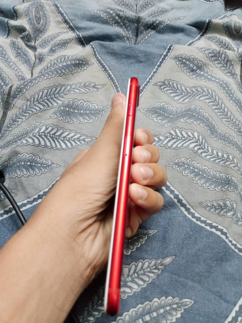 Apple iPhone 7 Plus 3
