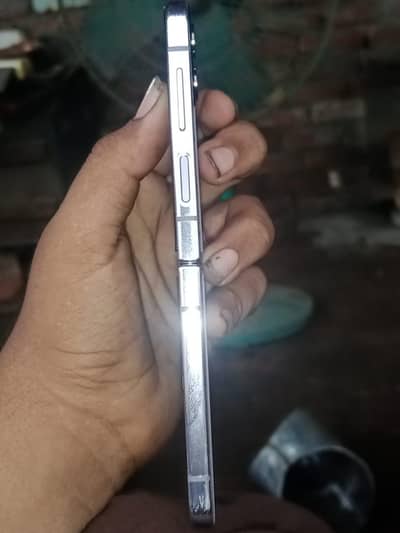 Samsung Mobile Z Flip 4