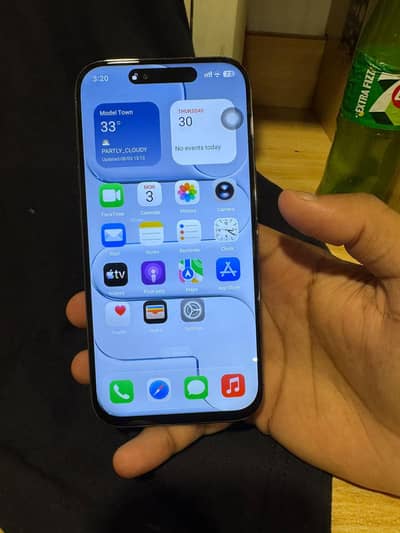 Apple iPhone 17