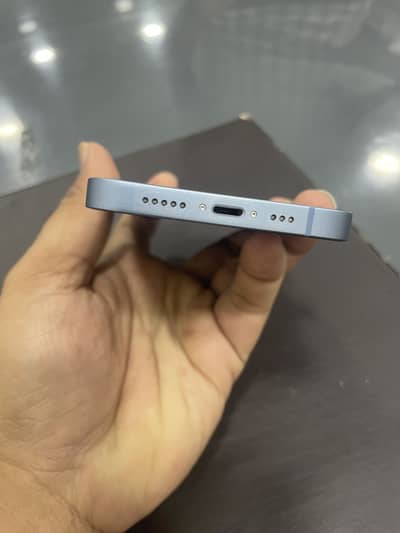 Apple iPhone 14