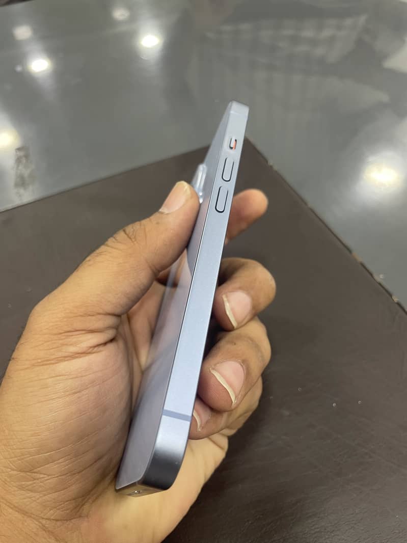 Apple iPhone 14 2