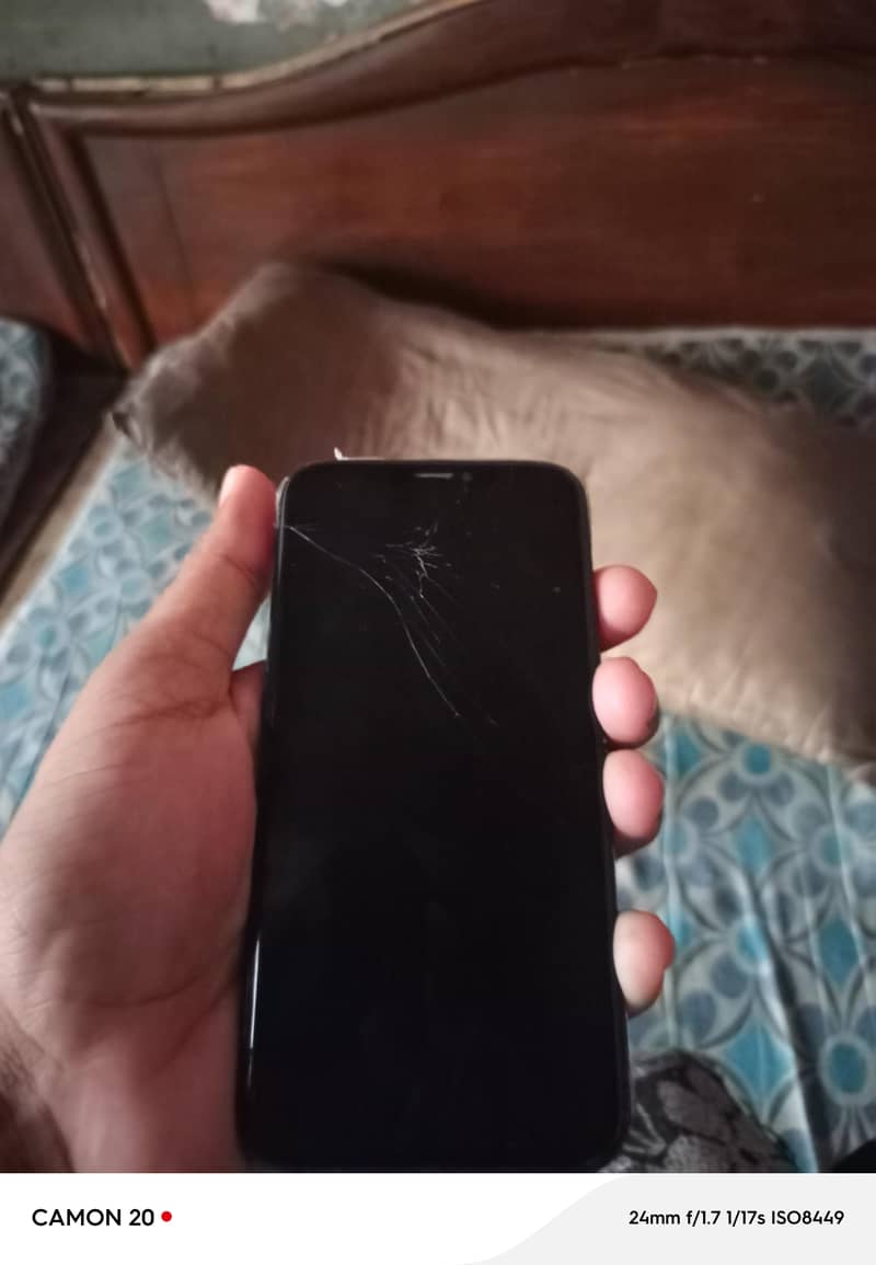 Apple iPhone X 3