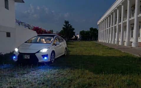Toyota Prius 2010 Sunroof/Solar Pearl White