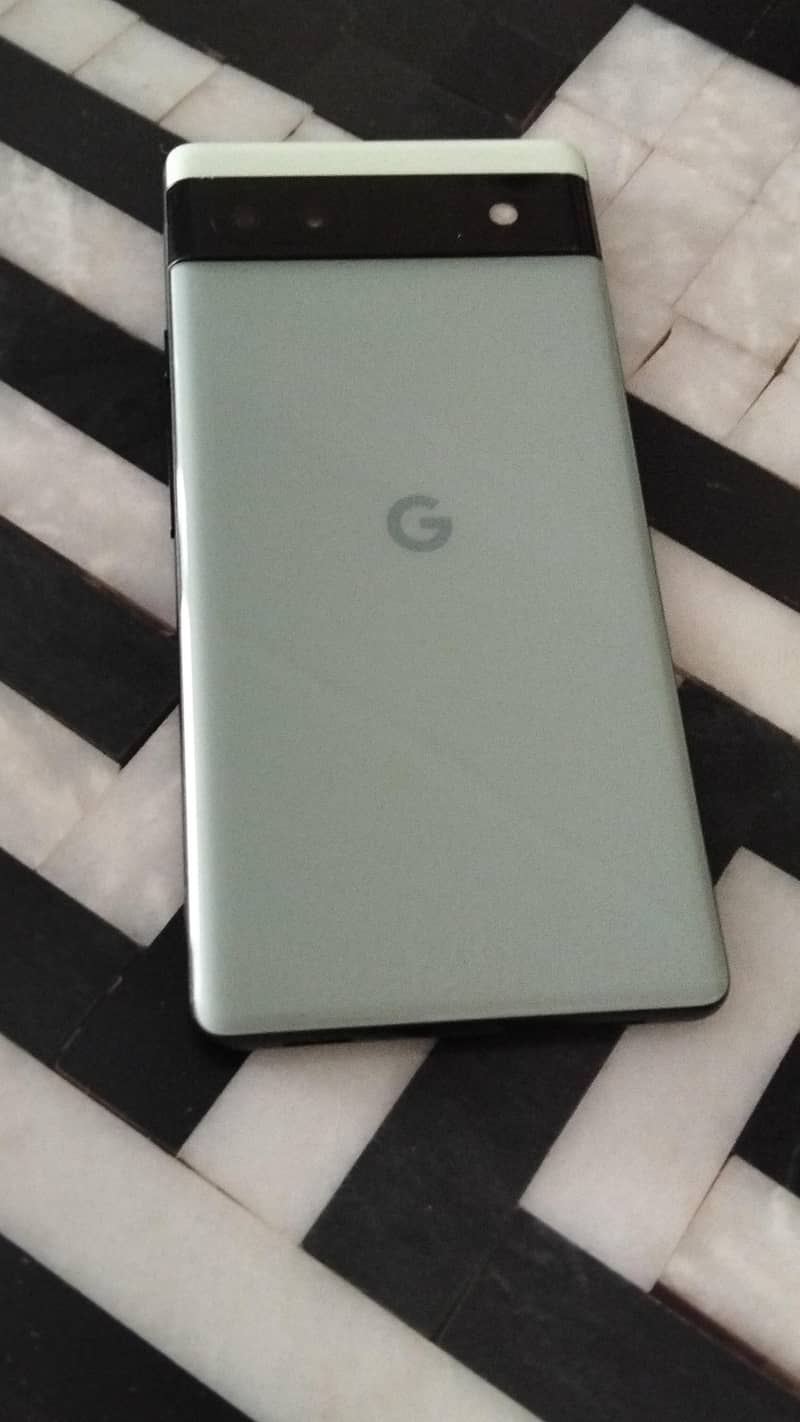 Google Pixel 6a 1