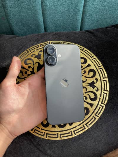 iPhone 16