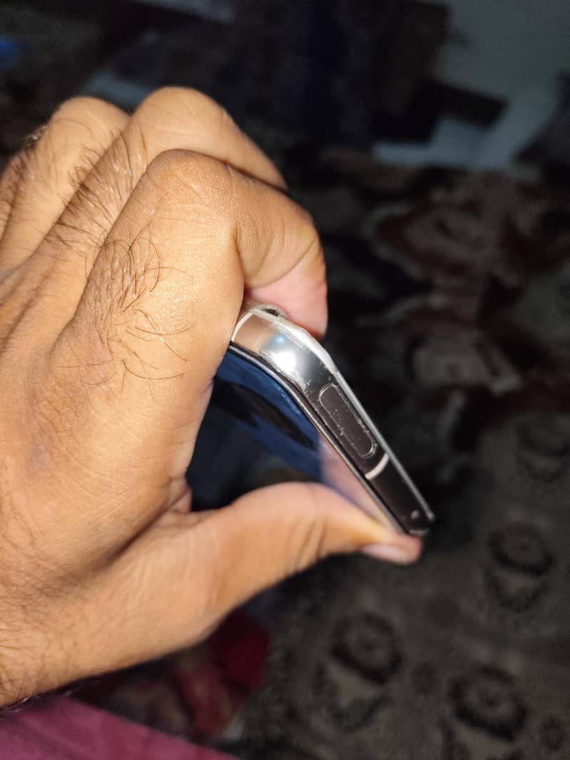 Google Pixel 8 Pro 6