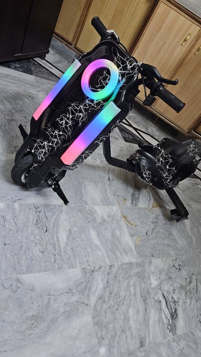 Kids 3 Wheel Electric Drift Scooter 3 Speed 360 Drifting Scooter