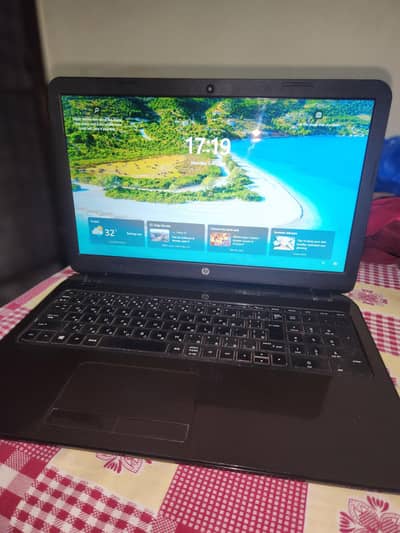 HP 15 NOTEBOOK 8/120/500