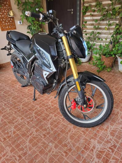 used vlectra bolt for sale in btk