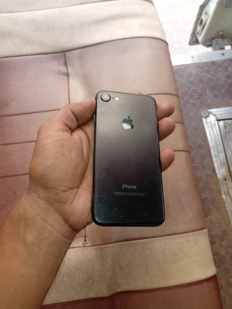 iPhone 7 2