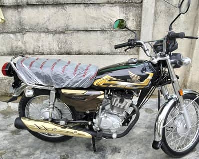 Honda CG 125s Gold Edition 2025/2026