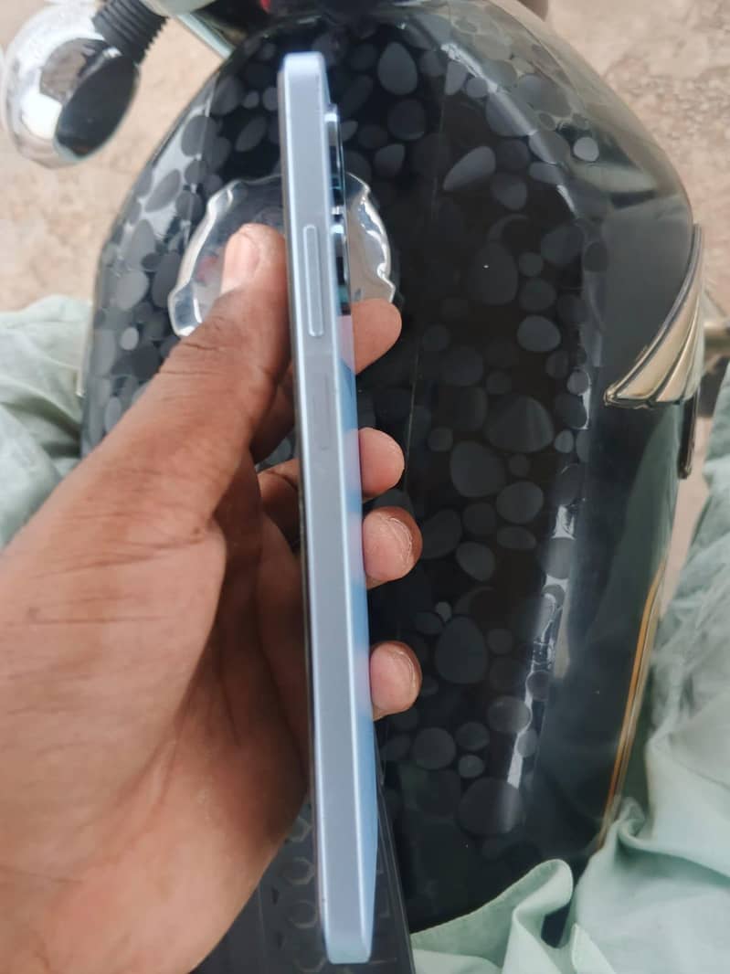 Realme Note 60 3