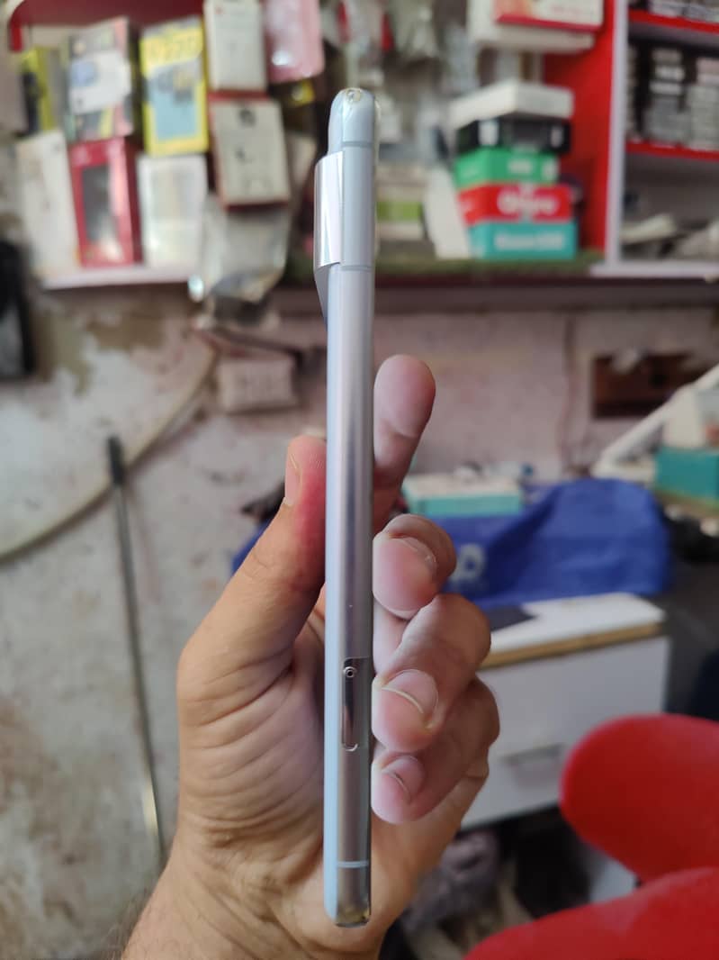 Google Pixel 8 Pro 0