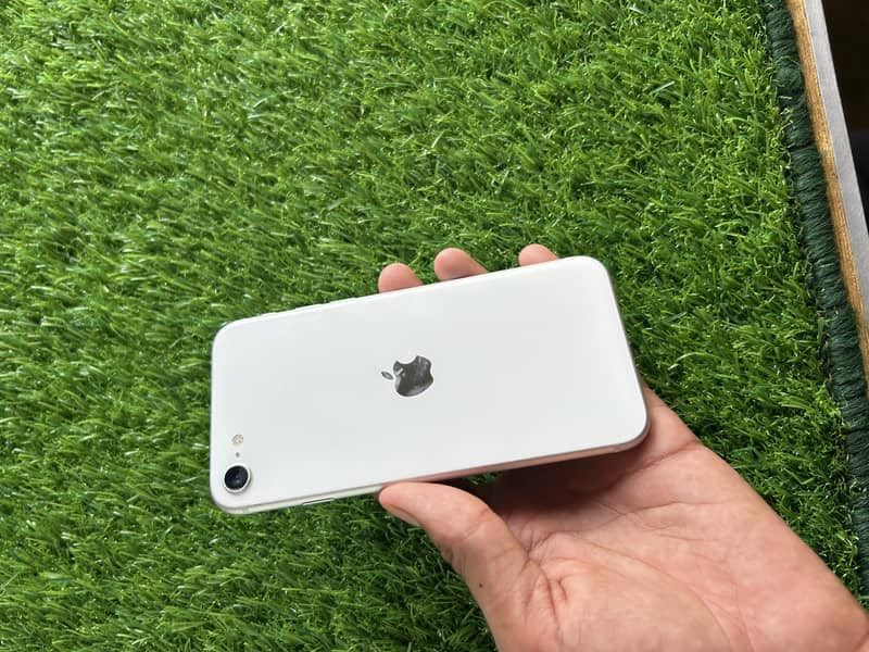 Apple iPhone SE 1