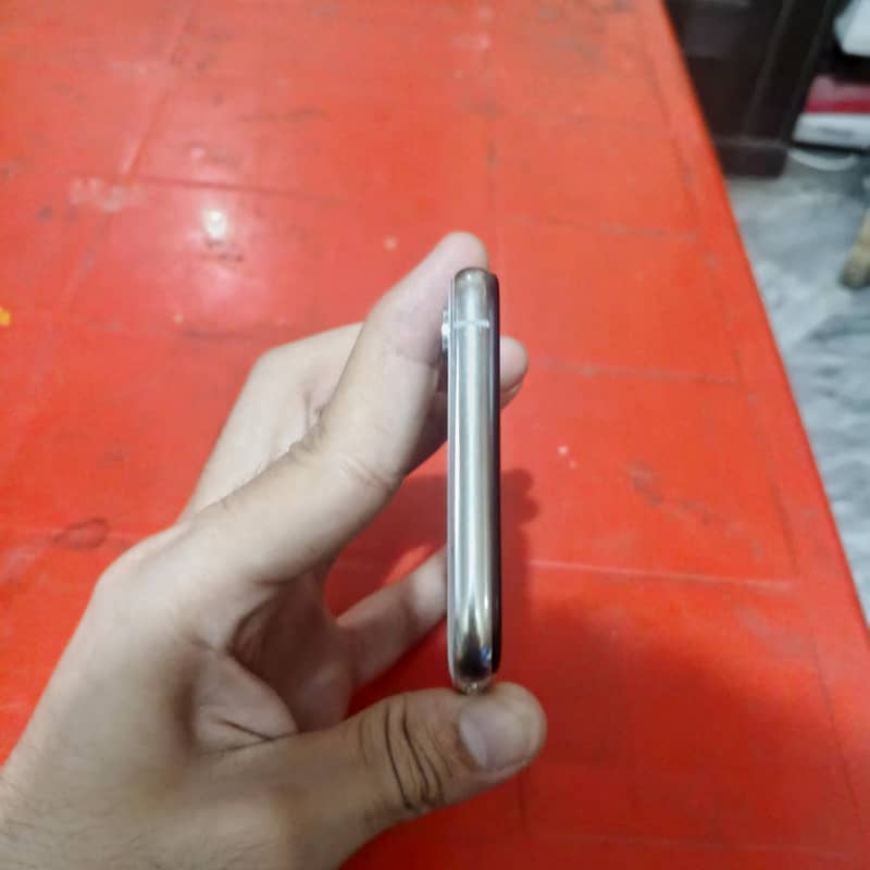 Iphone xs 3
