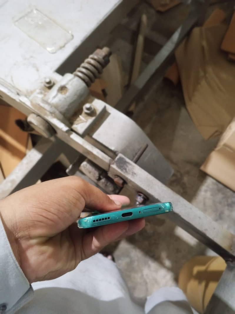 Tecno CAMON 15 Pro 3