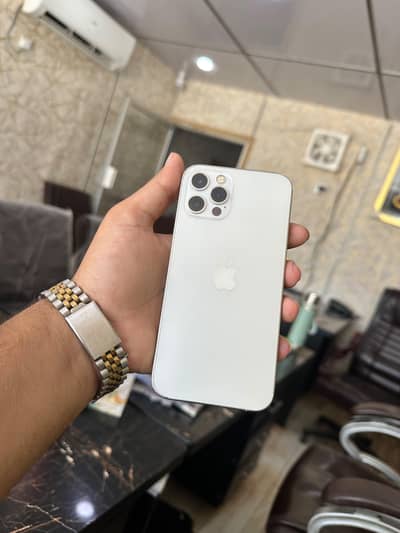 Apple iPhone 12 Pro