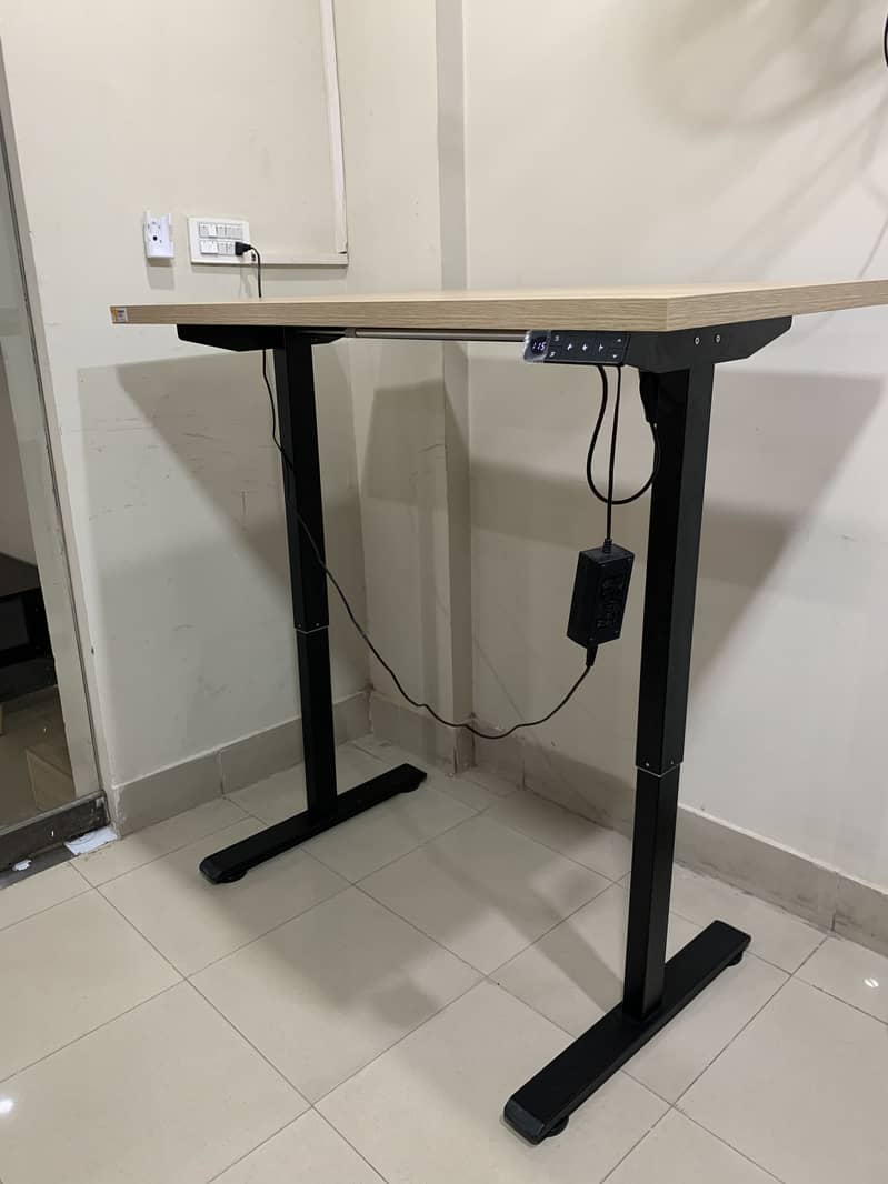 Height adjustable table /standing desk/ Electric table 7