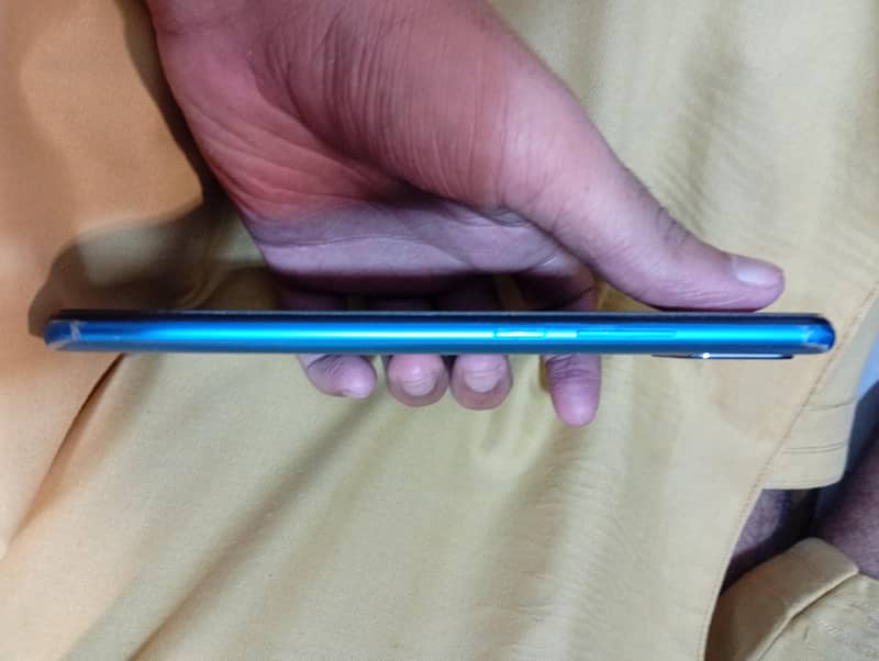 OPPO A16e 4