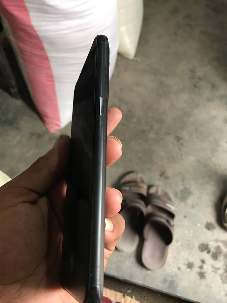 One Plus 10T 1