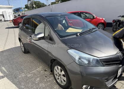 Toyota Vitz 2012