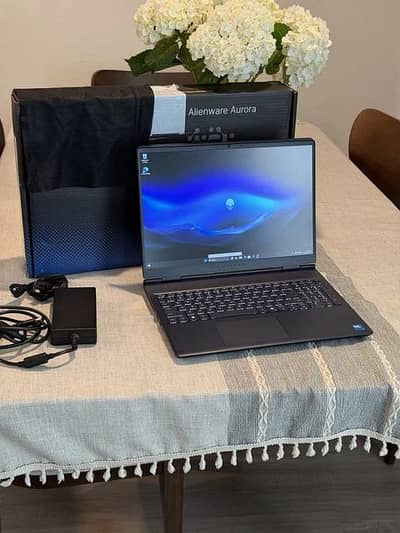 Dell Alienware 16X Core Ultra 9 Gaming laptop Aurora RTX 5070