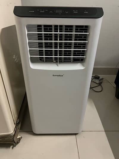 Portable AC 220 watts