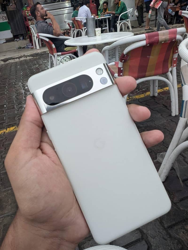 Google Pixel 8 Pro 1