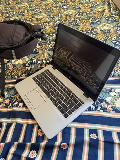 Hp laptop  (from UK).