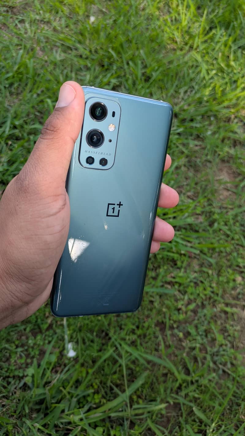 One Plus 9 Pro 6