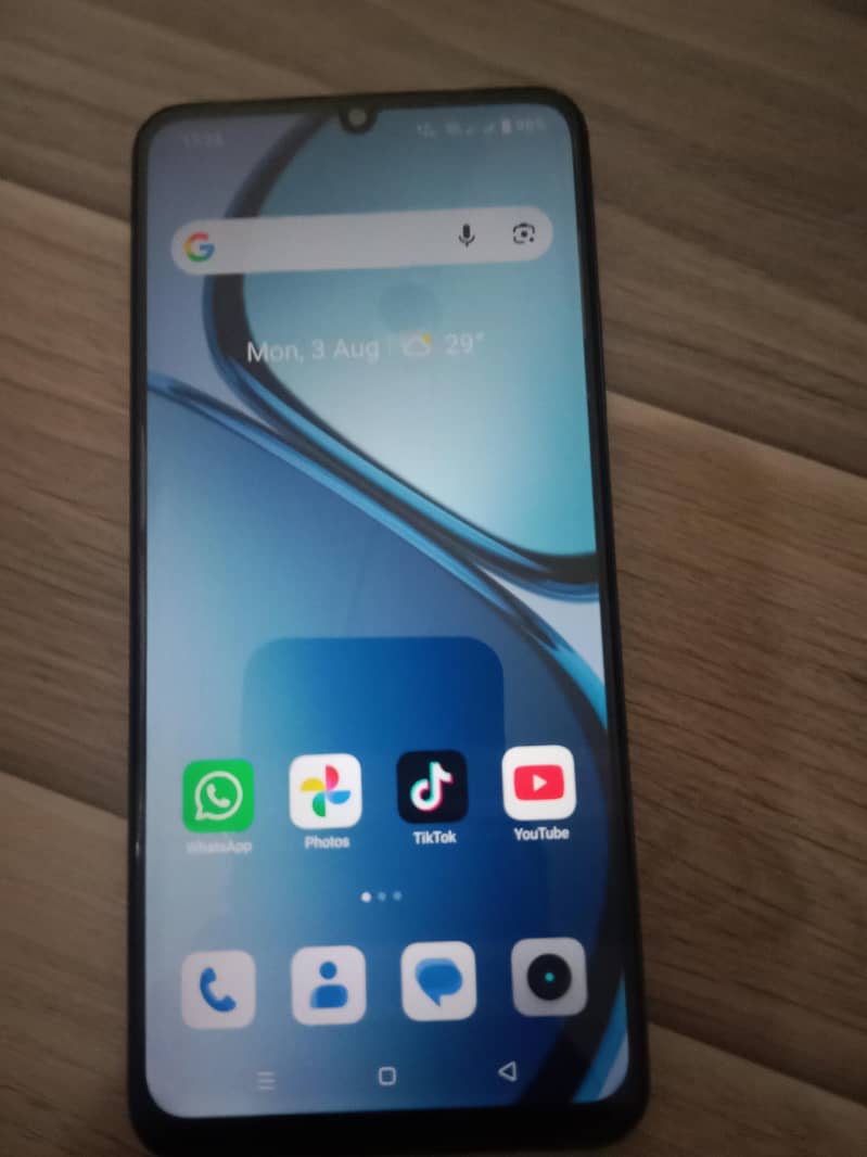 Realme C63 1