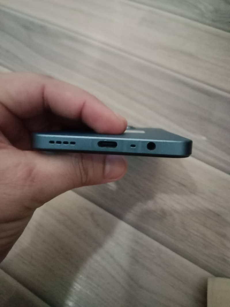 Realme C63 5