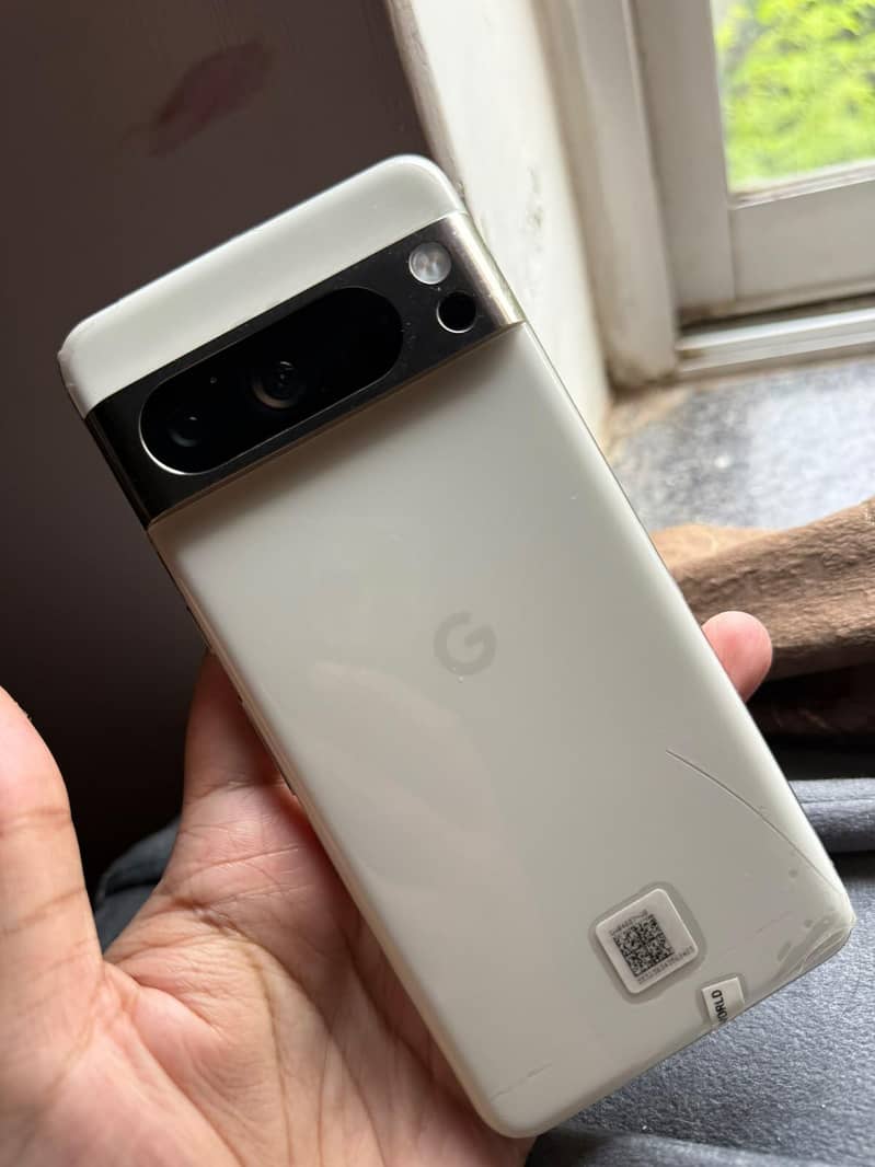 Google Pixel 8 Pro 2