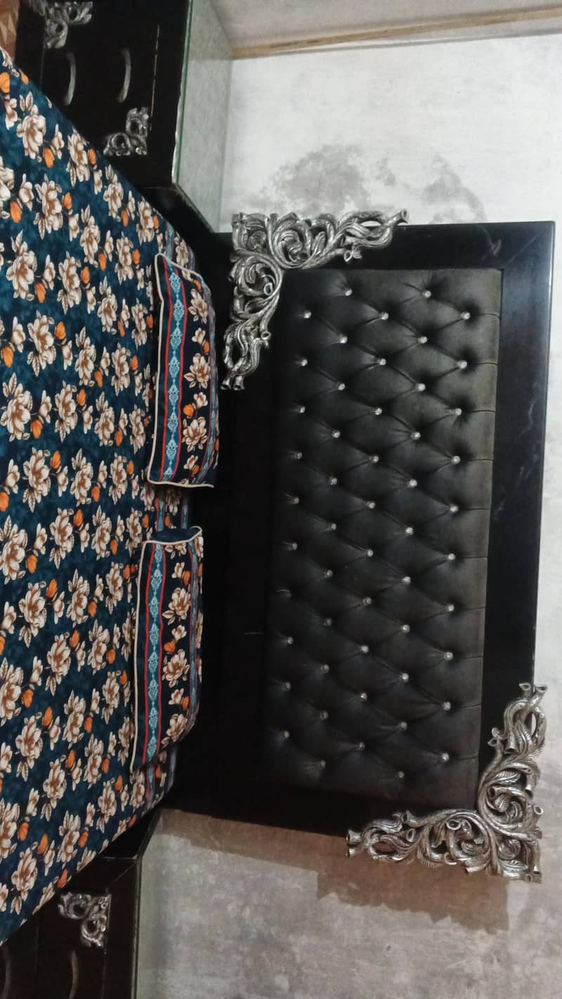 king bed 1