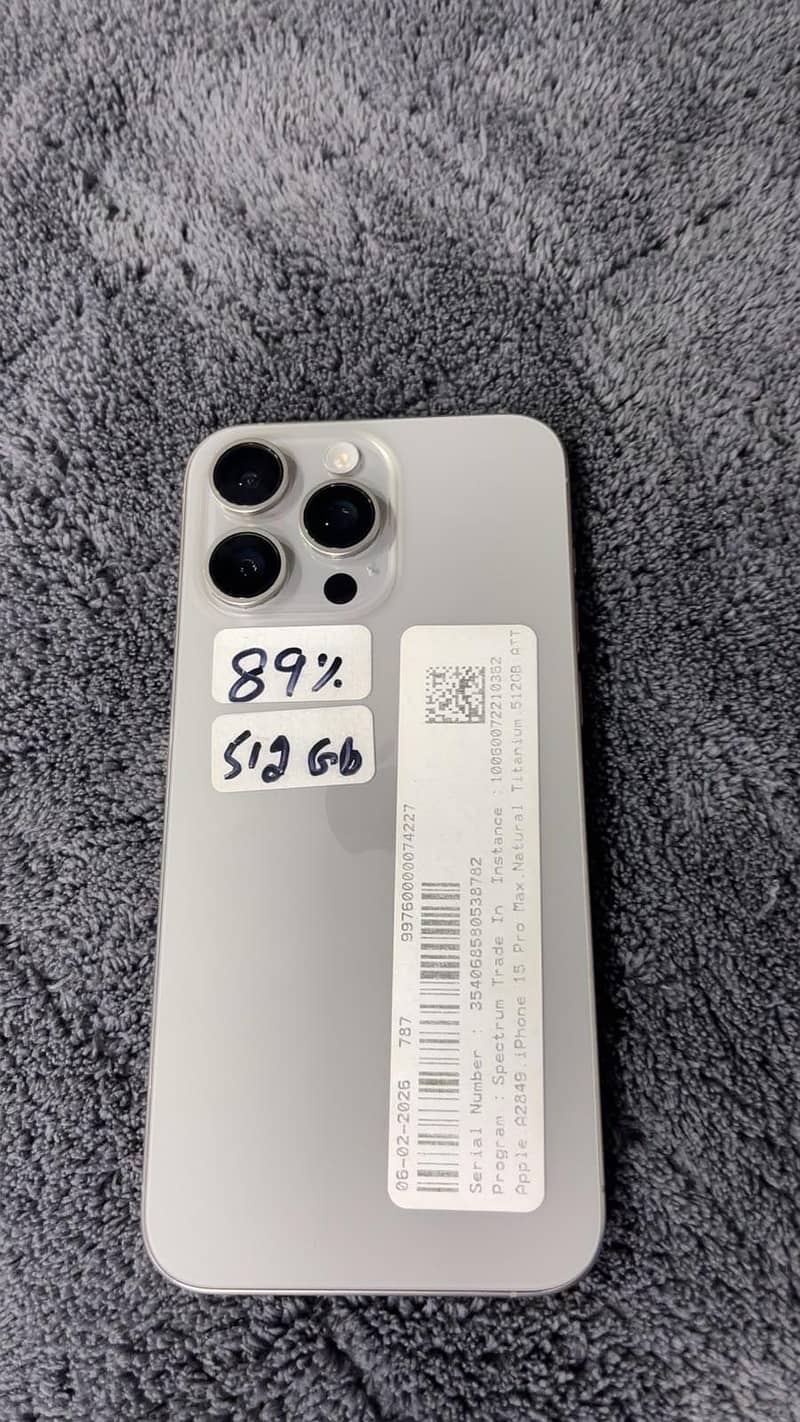Apple iPhone 15 Pro Max 2