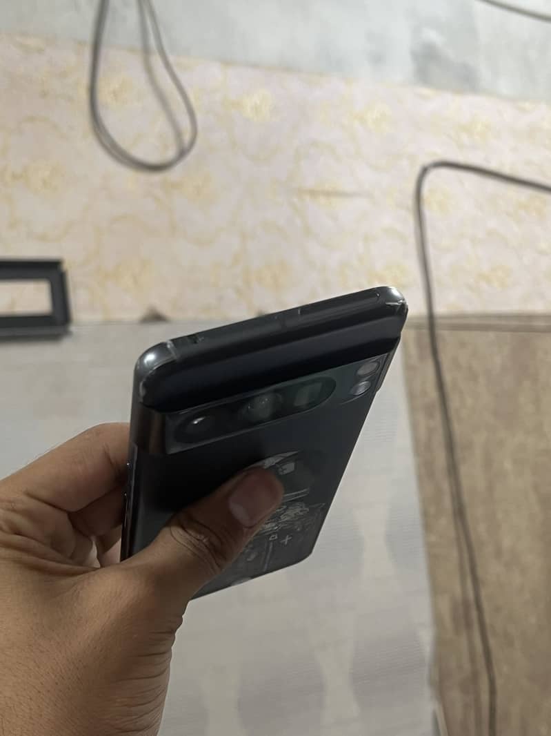 Google Pixel 8 Pro 3