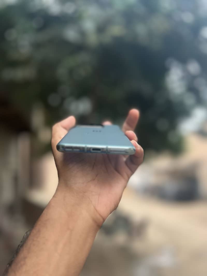 One Plus 10 Pro 5