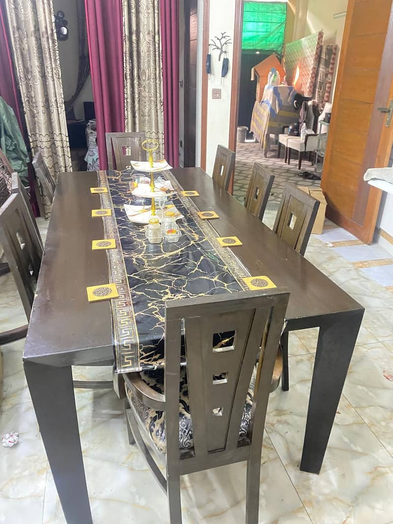 Dining table with 8 chairs 1