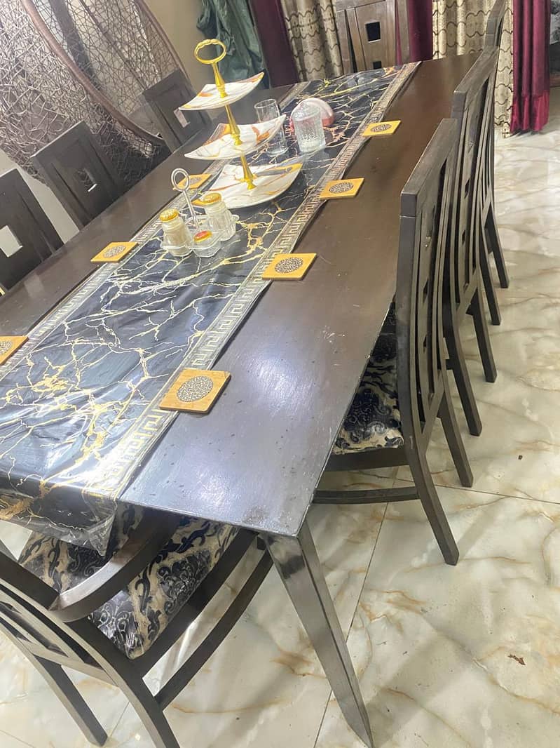 Dining table with 8 chairs 2