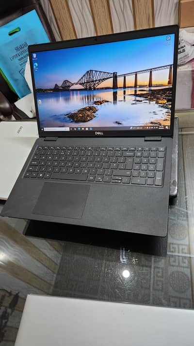 Dell latitude 3520 | i5 11th | 8gb ram | 256nvme