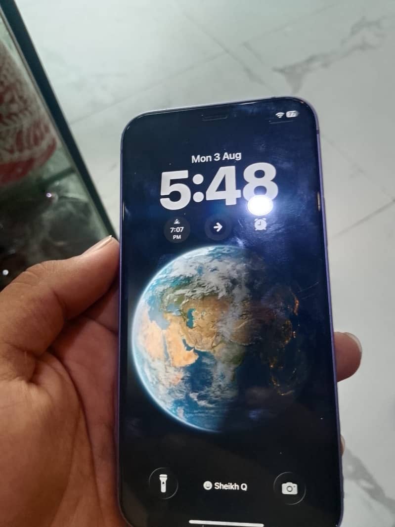 Apple iPhone 12 1