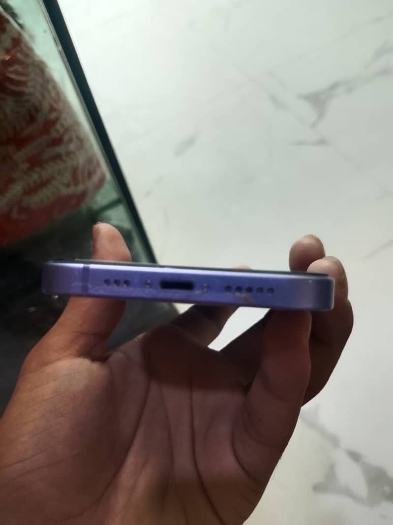 Apple iPhone 12 3