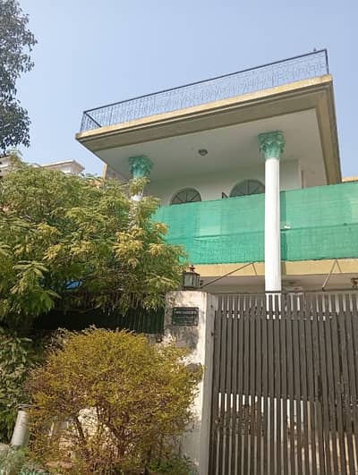 Investors Dream: 35x70 Plot With Old Construction House In G-10/1, Islamabad